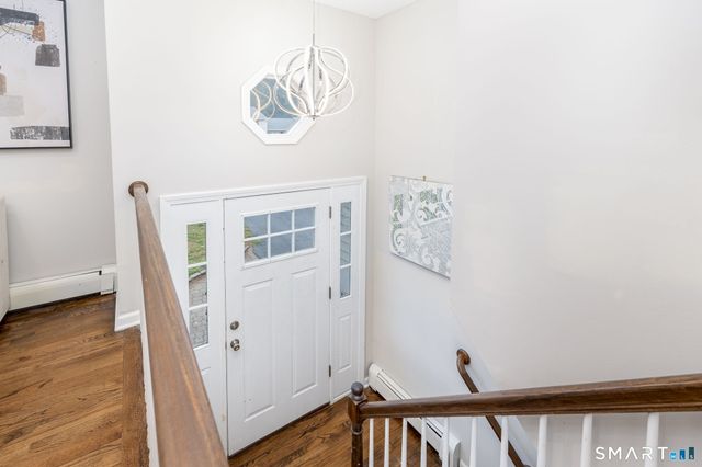 185 Tanglewood Drive, Hamden, CT 06518