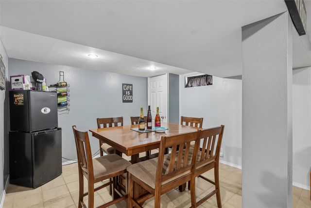 2600 E 40th Street, Des Moines, IA 50317