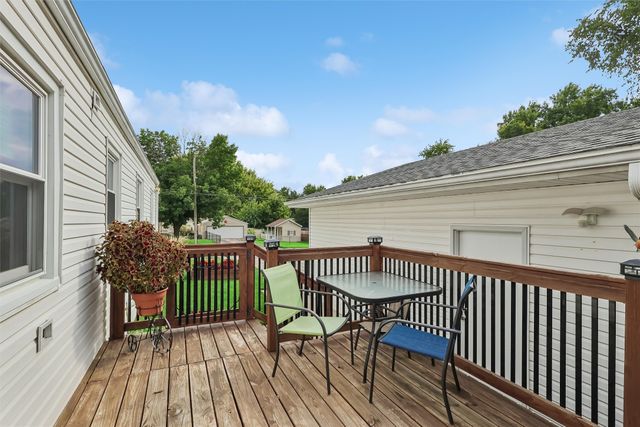 2600 E 40th Street, Des Moines, IA 50317