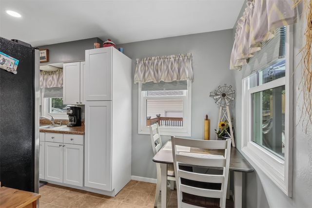 2600 E 40th Street, Des Moines, IA 50317