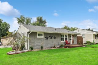 2600 E 40th Street, Des Moines, IA 50317