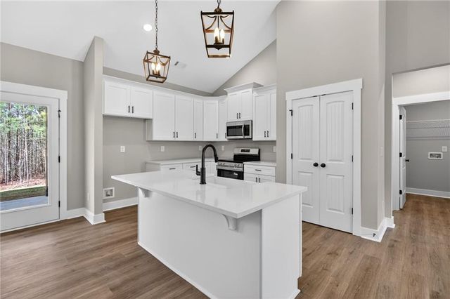 3 Hodge Mine Road, Taylorsville, GA 30178