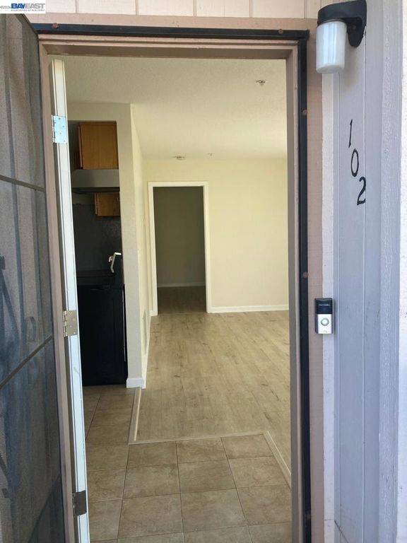 Image 2 of property listing at 25129 25129 copa del oro 147, Hayward, CA 94545