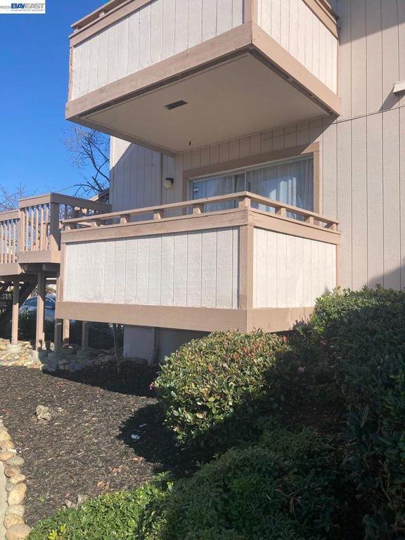 Image 21 of property listing at 25129 25129 copa del oro 147, Hayward, CA 94545