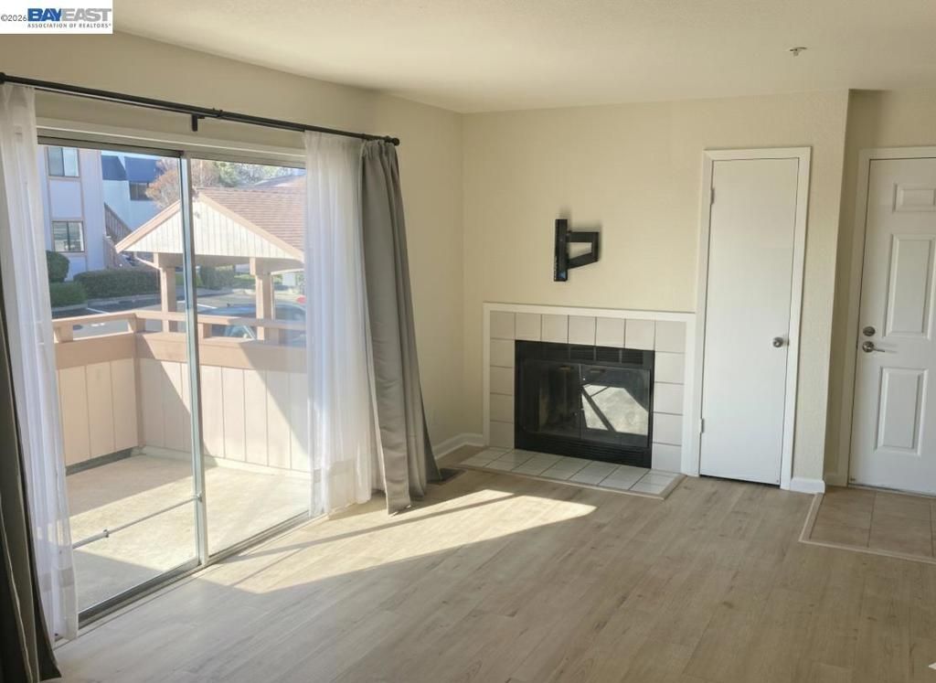 Image 4 of property listing at 25129 25129 copa del oro 147, Hayward, CA 94545