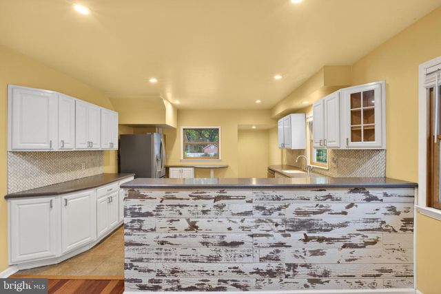109 JEFFERSON AVE, Stratford, NJ 08084