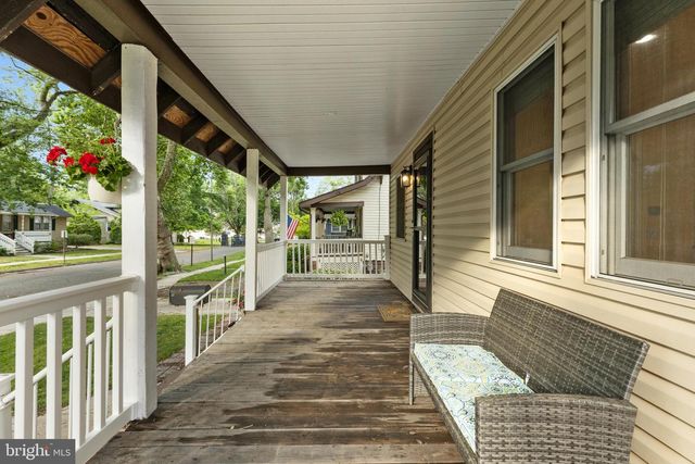 109 JEFFERSON AVE, Stratford, NJ 08084
