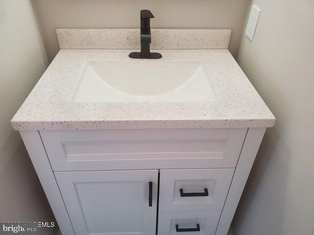 57 TURNBERRY CIR, Toms River, NJ 08753