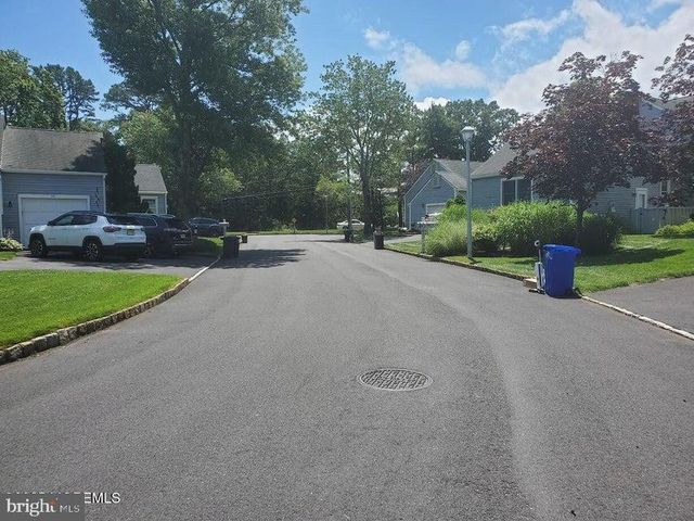 57 TURNBERRY CIR, Toms River, NJ 08753