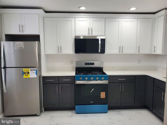 57 TURNBERRY CIR, Toms River, NJ 08753