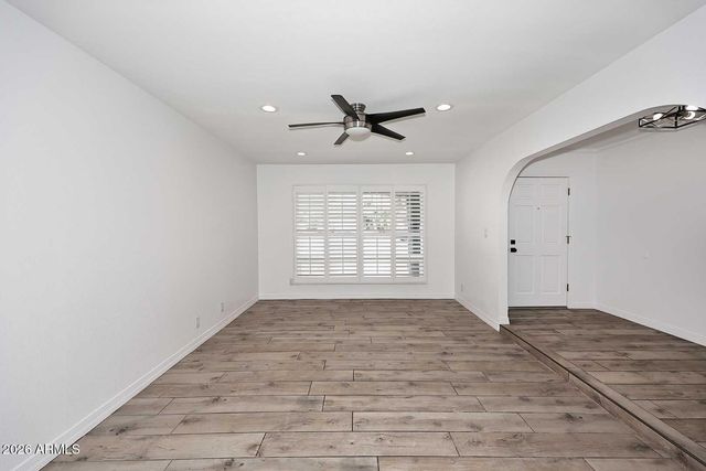 1037 E ACOMA Drive, Phoenix, AZ 85022