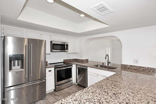 1037 E ACOMA Drive, Phoenix, AZ 85022