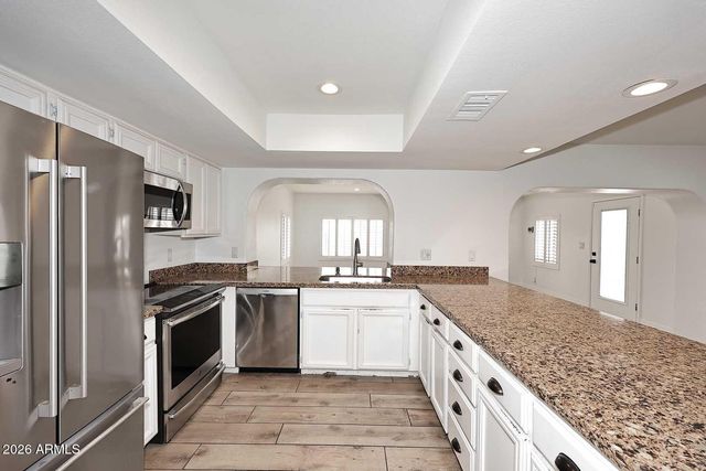 1037 E ACOMA Drive, Phoenix, AZ 85022