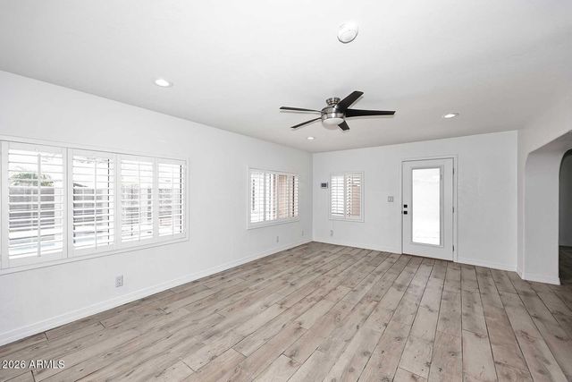 1037 E ACOMA Drive, Phoenix, AZ 85022