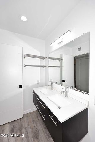 1037 E ACOMA Drive, Phoenix, AZ 85022