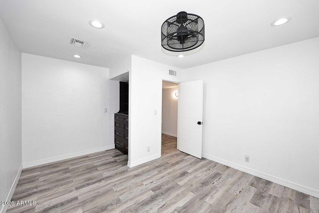 1037 E ACOMA Drive, Phoenix, AZ 85022