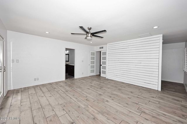 1037 E ACOMA Drive, Phoenix, AZ 85022