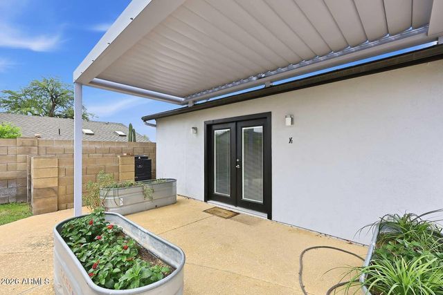 1037 E ACOMA Drive, Phoenix, AZ 85022