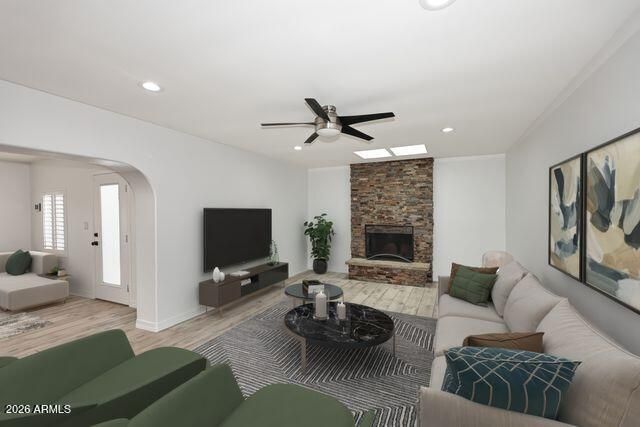 1037 E ACOMA Drive, Phoenix, AZ 85022