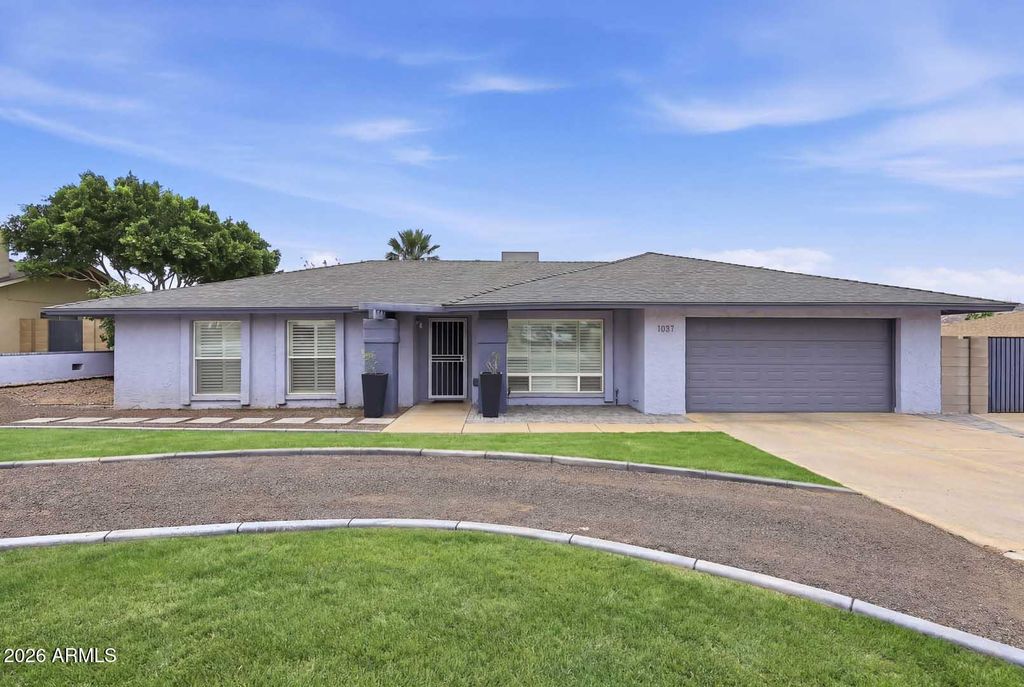 1037 E ACOMA Drive, Phoenix, AZ 85022