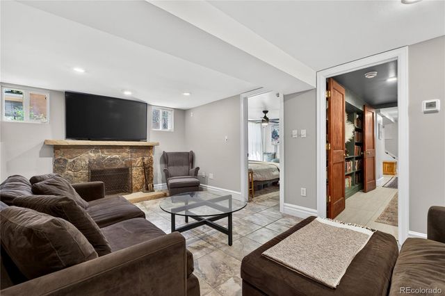 4185 Grove Street, Denver, CO 80211