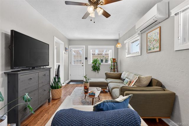 4185 Grove Street, Denver, CO 80211