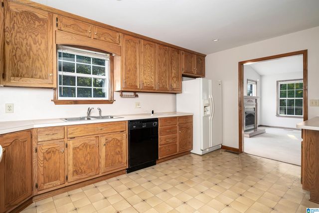 585 DOGWOOD TRAIL, Remlap, AL 35133