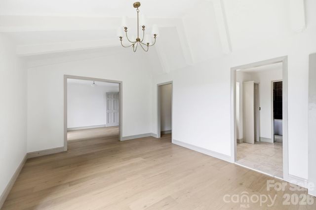 284 Indian Cave Park Road, Hendersonville, NC 28739