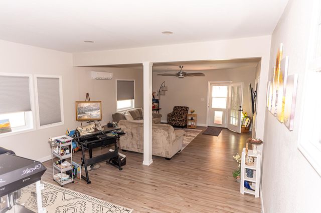 25345 County Road 246, Hermitage, MO 65668