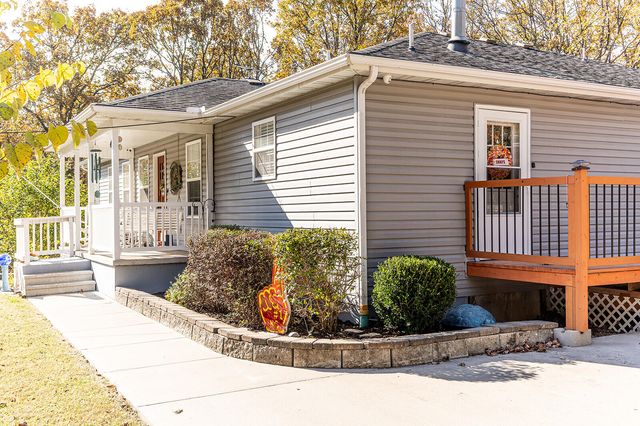 25345 County Road 246, Hermitage, MO 65668