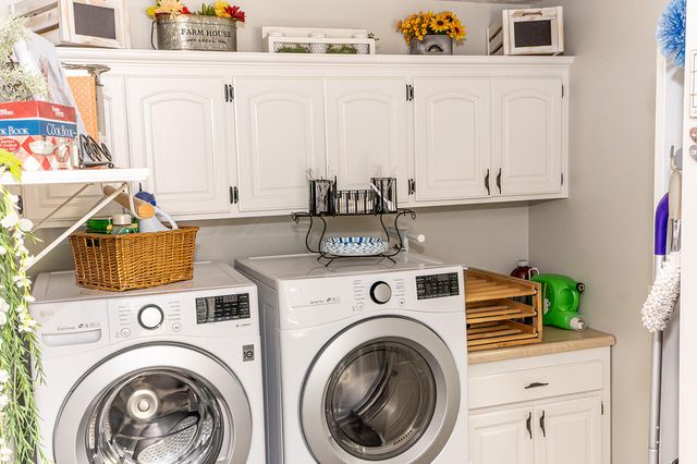 25345 County Road 246, Hermitage, MO 65668