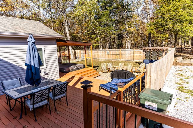 25345 County Road 246, Hermitage, MO 65668