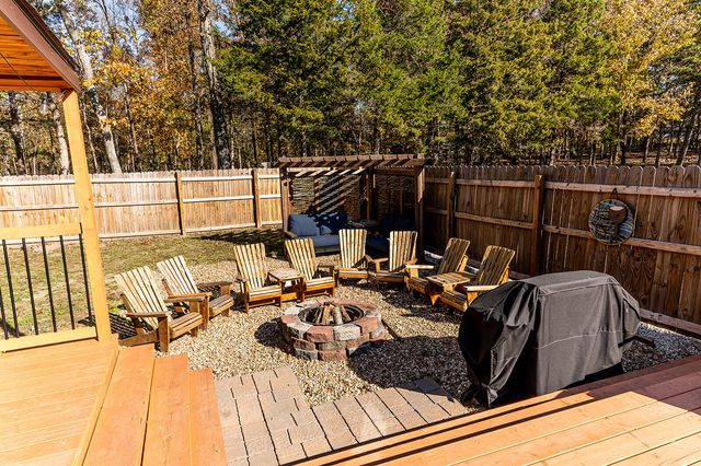 25345 County Road 246, Hermitage, MO 65668