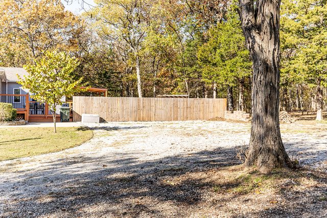 25345 County Road 246, Hermitage, MO 65668