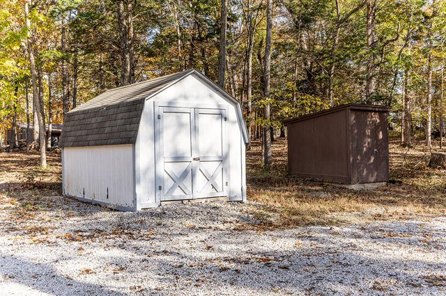 25345 County Road 246, Hermitage, MO 65668