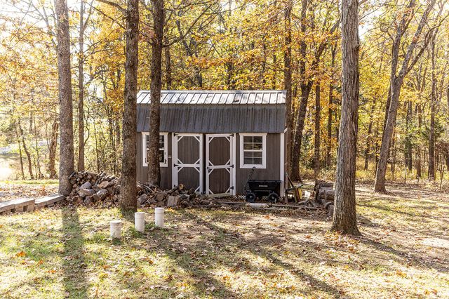 25345 County Road 246, Hermitage, MO 65668