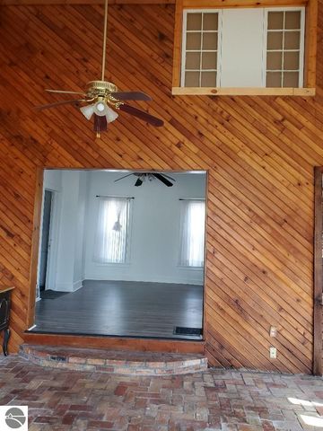 429 S Arnold, Mt Pleasant, MI 48858