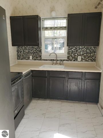 429 S Arnold, Mt Pleasant, MI 48858