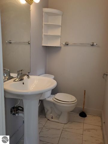 429 S Arnold, Mt Pleasant, MI 48858