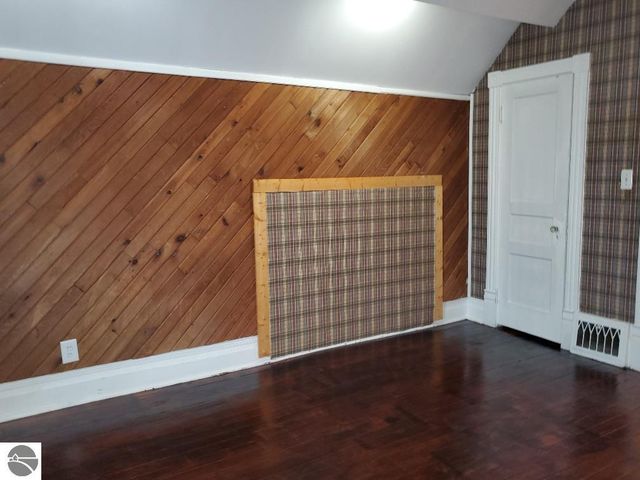 429 S Arnold, Mt Pleasant, MI 48858