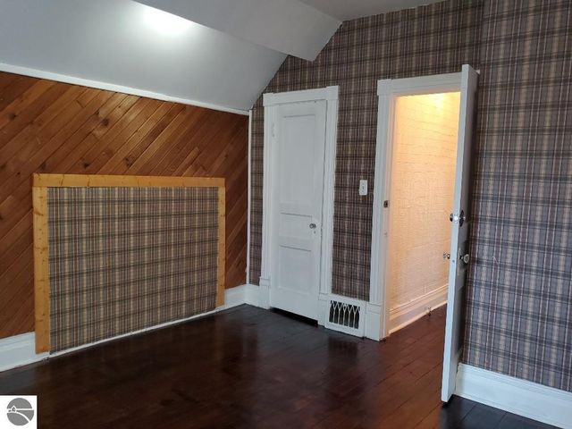 429 S Arnold, Mt Pleasant, MI 48858