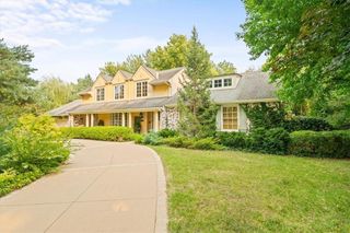 3125 Tomahawk Road, Mission Hills, KS 66208