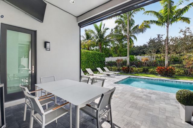 9012 Dulcetto Court, Boca Raton, FL 33496