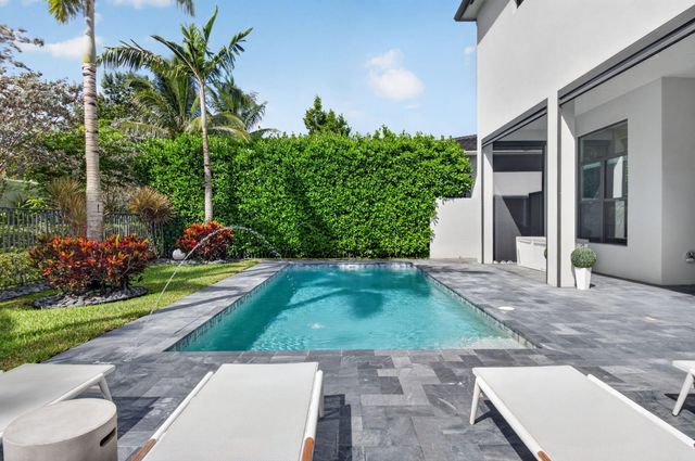 9012 Dulcetto Court, Boca Raton, FL 33496