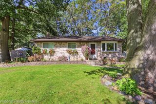 35560 Manila Avenue, Westland, MI 48186