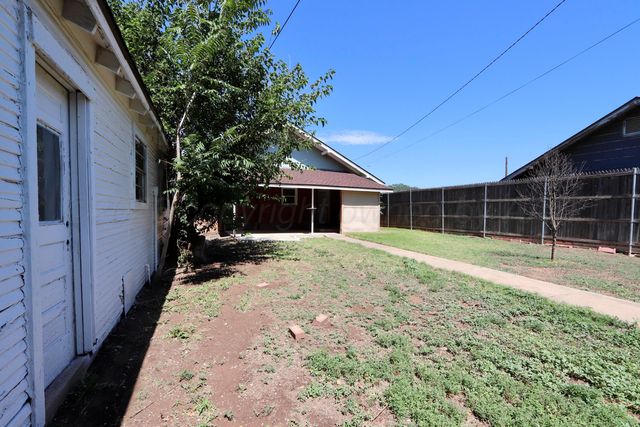 2003 S POLK Street, Amarillo, TX 79109