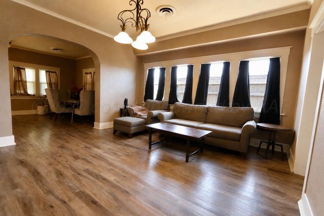2003 S POLK Street, Amarillo, TX 79109