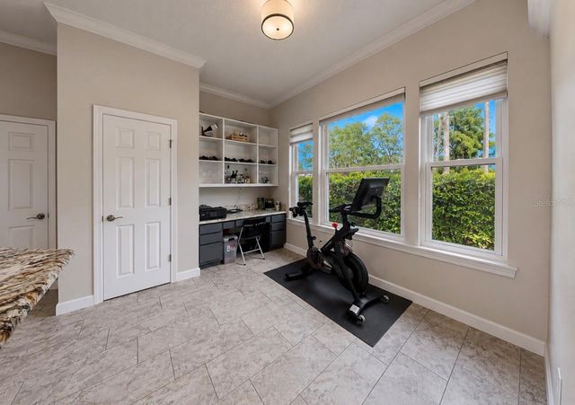 5204 GREEN FOREST COURT, Tampa, FL 33647