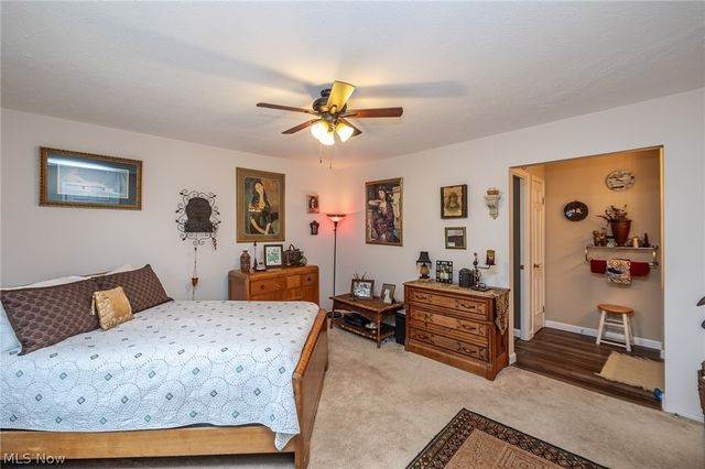 6919 W Fitzwater Road 17, Brecksville, OH 44141