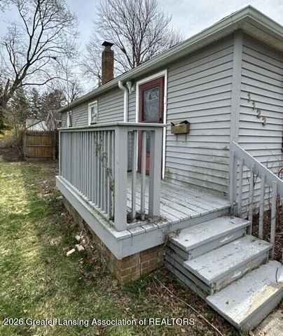 1122 Cleo Street, Lansing, MI 48915